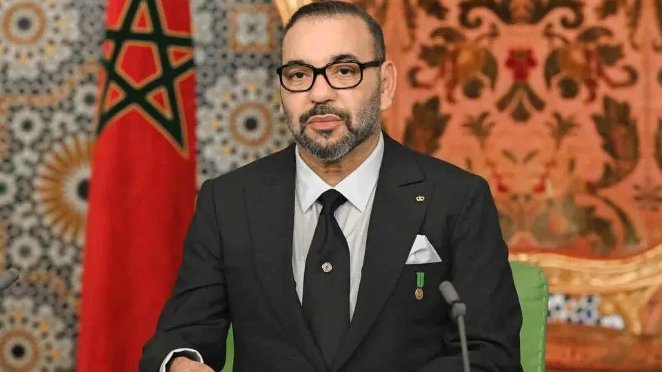 الملك محمد السادس يوجه خطابا إلى الأمة بمناسبة عيد العرش الملك محمد السادس يوجه خطابا إلى الأمة بمناسبة عيد العرش