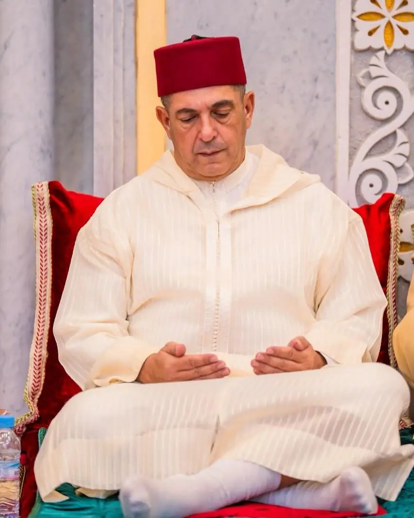 الوالي سعيد أمزازي يترأس بأكادير حفلاً دينياً بمناسبة إحياء ليلة المولد النبوي الشريف الوالي سعيد أمزازي يترأس بأكادير حفلاً دينياً بمناسبة إحياء ليلة المولد النبوي الشريف