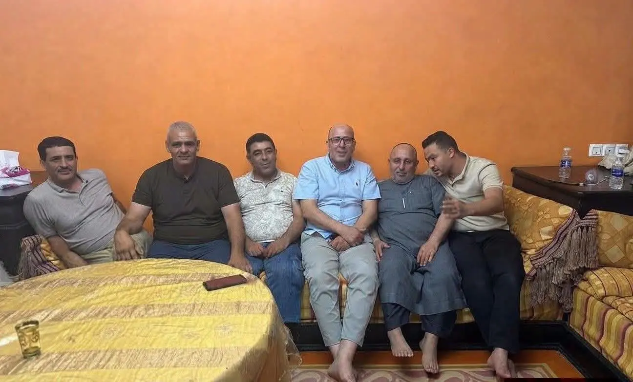 ميركاتو انتخابي بتارودانت الجنوبية.. أمروش والكابوس يغيّران وجهتهما نحو «البام» ميركاتو انتخابي بتارودانت الجنوبية.. أمروش والكابوس يغيّران وجهتهما نحو «البام»