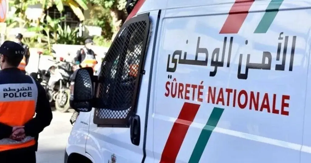 تدخل أمني بالحي المحمدي بأكادير ينتهي بتوقيف أجنبيين وفتاتين تدخل أمني بالحي المحمدي بأكادير ينتهي بتوقيف أجنبيين وفتاتين