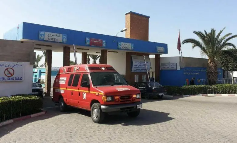 طفل في الثالثة يسقط من شرفة فندق بأكادير وحالته حرجة طفل في الثالثة يسقط من شرفة فندق بأكادير وحالته حرجة